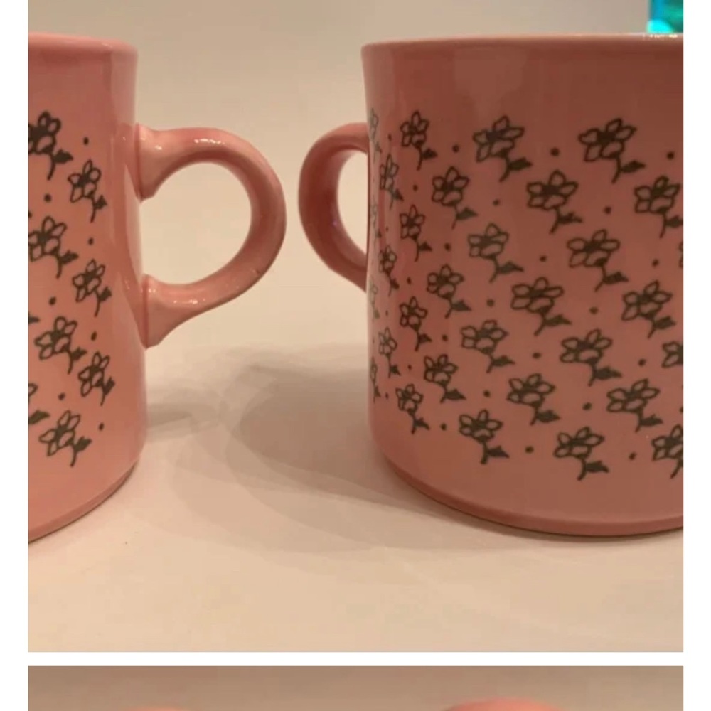 Mid-Century Barbie Pink with Flower Accent Made in England Set of 4 Mugs vintage